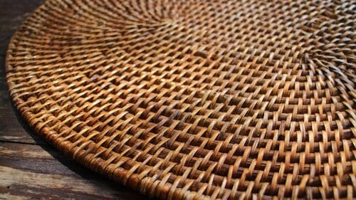 Le rotin naturel ses avantages, ses inconvénients et son entretien